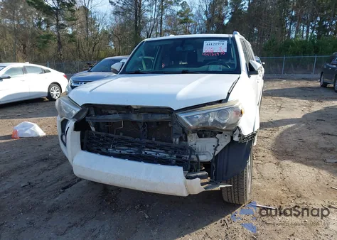 2015 Toyota 4Runner Sr5 Premium z USA, uszkodzony, nr VIN JTEZU5JR5F5091490